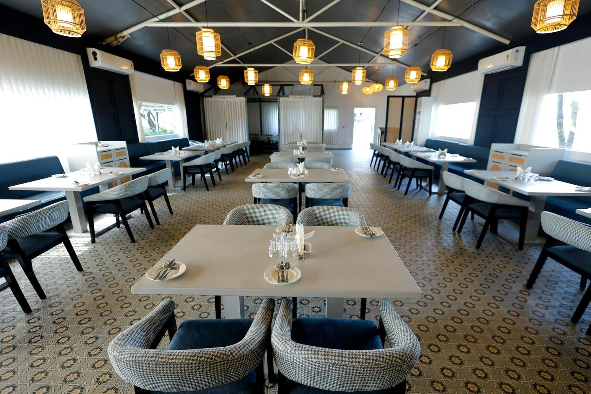 The Fern Seaside Luxurious Tent Resort Daman Ngoại thất bức ảnh